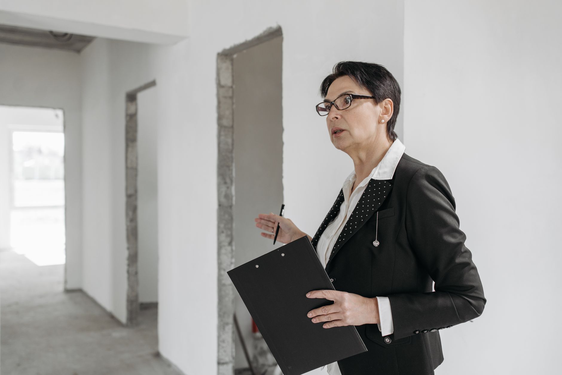 Diagnostiqueur immobilier équipe à Versailles